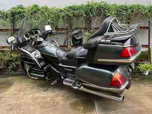 Motocyclettes Honda1 Gold Wing d'occasion - Véhicules d'occasion de haute qualité - Product Image 1