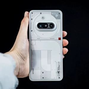 สมาร์ทโฟน Global Nothing Phone (3a) หน้าจอ AMOLED 6.77 นิ้ว 120Hz กล้องหลัง 3 ตัว 50MP แบตเตอรี่ 5000mAh ชาร์จเร็ว 50W มาตรฐาน IP64 - Product Image 4
