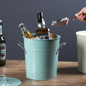 Cubo de Hielo Mystic Arts 2210F-01 con Tapa y Cuchara para Uso en Bares, KTV y Restaurantes - Product Image 3