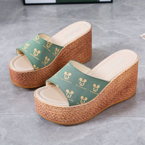 Nouvelles pantoufles tendance pour femmes, imprimé léopard, printemps-été, élégantes et polyvalentes, augmentant la taille, 817 - Product Image 5