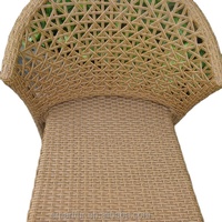 Chaise d'extérieur empilable en aluminium et rotin