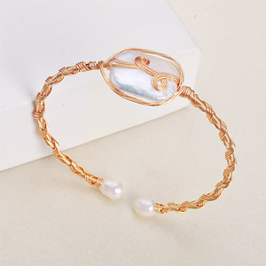 Pulsera de Perlas Barrocas Hechas a Mano en el Lago de la Montaña de Zhuji, Collares de Perlas de Agua Dulce de Alta Gama, Elegantes y de Lujo - Product Image 2