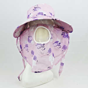 Sombrero de pescador transpirable de verano con protección para la cara y el cuello, ideal para recolección de té y trabajo al aire libre, con estampado de rosas en rosa claro. - Product Image 1