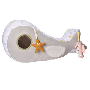 Almohada de peluche con forma de ballena para bebés, juguete suave con espejo y estrellas colgantes, juguete educativo unisex de 0 a 24 meses - Product Image 1