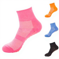 Chaussettes de trampoline professionnelles en coton tricoté avec points adhésifs antidérapants pour les centres d'éducation précoce des jeunes, la maison, le yoga, personnalisation du logo