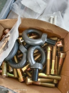 Galvanized Steel Nut <strong>Bolt</strong> and Washer Kits with Various Lengths <strong>T</strong>-Head <strong>Bolts</strong> with Zinc Plating or Hot Dipped Galvanizing Finish - Product Image 5