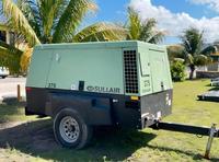 Compresseur d'air minier à double cylindre refroidi par air, moteur diesel Cummins 375 CFM, sablage