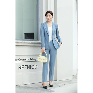 Ensemble de costume professionnel élégant pour femme, blazer et pantalon formel pour le bureau, avec décoration boutonnée, idéal pour le travail et les entretiens - Product Image 6