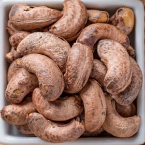 เม็ดมะม่วงหิมพานต์อบเกลือพรีเมียมจากเวียดนาม โรงงานขายส่ง ขนมกรุบกรอบอร่อย จำหน่ายจำนวนมาก รับผลิตแบบ OEM - Product Image 2