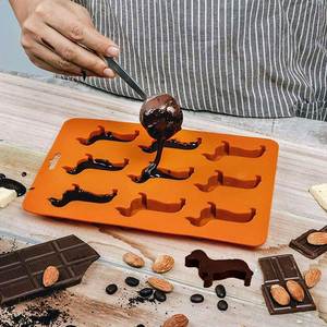 Flexible Food Grade 9-Cavity <b>Silicone</b> Dog Shaped Ice Tray Heat-Resistant Easy Demoulding Super Soft Dachshund Ice Cream <b>Tool</b> - Product Image 4