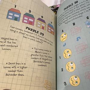 Mensa Train Your <span class=keywords><strong>Brain</strong></span>, Serie de Entrenamiento Mensa, 8 Libros de Cartón, Edición Completa en Inglés a Todo Color, para Edades de 9 a 12 Años - Product Image 3