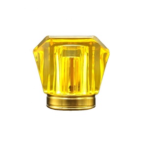 Bán Nóng Hiện Đại Chất Lượng Tốt Đa Màu Sắc Acrylic Nhựa Caps Cho Nước Hoa Và Mỹ Phẩm Bao Bì - Product Image 1