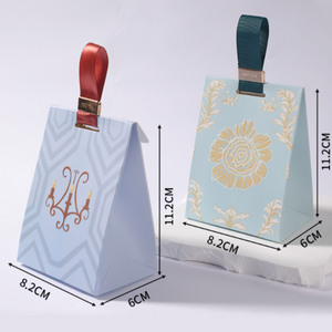 Mini bolsa de papel azul pequeña personalizada con cierre de cinta | Bolsa de regalo de dulces para cosméticos | Mini caja de regalo - Product Image 1