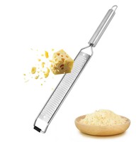 Multifunctionele handmatige citroenschiller, kokosnoot- en groentesnijder, kaasrasp van roestvrij staal, metalen fruit- en groenterasp