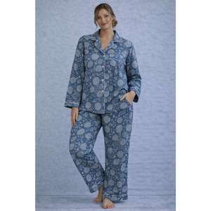 Ensemble de pyjama floral doux, respirant et confortable, vêtements de nuit décontractés, vêtements de détente pour femmes, vêtements de maison, ensemble deux pièces - Product Image 1