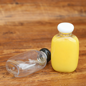 Mini Bouteilles Plates Mignonnes de 100 ml en Plastique pour Jus, Flacons de 3,4 oz pour Vin, Liqueur et Spiritueux - Product Image 3