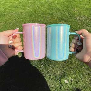 แก้วกาแฟแบบมีฝาปิดพลาสติก PP ขนาด 17 ออนซ์ รุ่น Camper  แบบโฮโลแกรมวิบวับ  สำหรับงานซับลิเมชั่น  พร้อมฝาปิดแบบ Bling  จากคลังสินค้า USA - Product Image 3