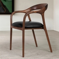 Chaise de salle à manger personnalisée VL style occidental en cuir avec coussin en bois, accoudoir Kennedy, chaise solide pour restaurant