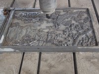 Nouvelle machine de gravure sur pierre tombale en granit à quatre têtes, conçue en 3D, avec routeur CNC, puissance de 5,5 kW, longueur de coupe maximale de 1500 mm, moteur.