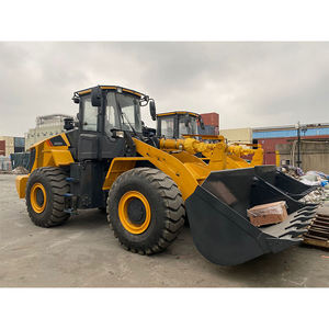 Venta Directa de Cargadora de Orugas Mediana Howo CAMC con Motor 955T de 162kw, EPA, Cucharón de 3.1m3, 5 Toneladas y 1 Año de Garantía - Product Image 3