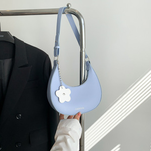 Borsa a Spalla <span class=keywords><strong>Chic</strong></span> e Alla Moda per Donna con Tracolla Singola, Chiusura a Cerniera, Colore Unico, Stile Dumpling, Portatile per Uso Quotidiano - Product Image 4