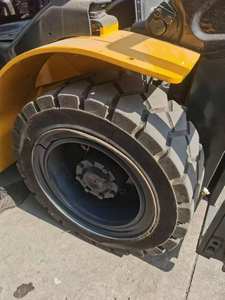 Chariot élévateur d'occasion Komatsu 3 tonnes Machine diesel de haute qualité avec moteur japonais d'origine et 1 an de garantie - Product Image 5