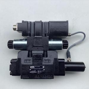 Válvulas de Control Hidráulico Proporcionales y Direccionales Parker D31fcb32cc2ne70 Ng10 Cetop5, Operadas por Piloto, para Máquinas de Inyección - Product Image 3