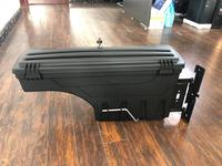 Boîtes de rangement pour pièces de pick-up au design tendance, boîte à outils en plastique pour le marché secondaire des camions, pour Hilux Revo Rocco 2015+