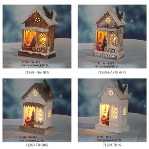 Buena calidad decoración de madera LED casa de madera <span class=keywords><strong>lemax</strong></span> <span class=keywords><strong>Navidad</strong></span> pueblo accesorios batería iglesia casa - Product Image 4