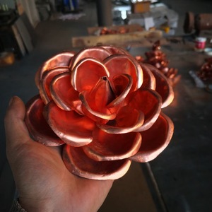 Escultura 3D de Metal en Forma de Rosa de Cobre, Decoración de Oficina, Arte Coleccionable, Regalo - Product Image 1