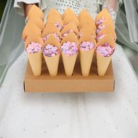 Cônes en papier kraft cylindriques écologiques de couleur brun naturel, recyclables, pour emballages de bonbons de mariage, de fêtes d'anniversaire, de cadeaux