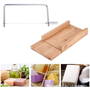 Coupe-savon en bois, outil de découpe de savon pour la fabrication artisanale de savon, couleur bois naturel, boîte de rangement de bureau de 1L - Product Image 2