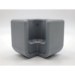Allestimento di spogliatoi e panche per club sportivi: gancio e porta pettorale, stampa 3D FDM, a partire da 4,90 € - Product Image 1