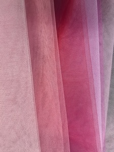 Tulle brillant <span class=keywords><strong>grande</strong></span> <span class=keywords><strong>largeur</strong></span> mariage robe de mariée <span class=keywords><strong>pas</strong></span> <span class=keywords><strong>cher</strong></span> plaine Tulle <span class=keywords><strong>tissus</strong></span> - Product Image 3