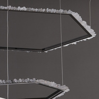 Lustre LED rectangulaire moderne en acier inoxydable et cristal naturel, taille moyenne, avec suspension pour usage hôtelier personnalisé