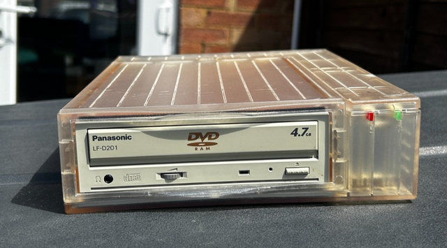 Lf-d201 External Usb Dvd-ram Drive 4.7gb/9.4gb Scsi Interf Brand New, Original Product with a One-year Warranty