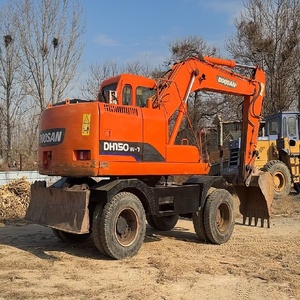 รถขุดขนาดเล็ก Doosan DH150W มือสอง พร้อมมอเตอร์ปั๊มแรงบิดสูง 210 นิวตันเมตร รับประกัน 1 ปี เกียร์บ็อกซ์ PLC ผลิตในญี่ปุ่น - Product Image 1