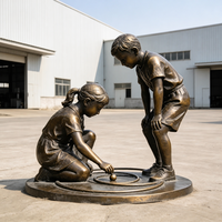 Sculpture en bronze coulé d'enfants jouant, artisanat métallique pour parcs, écoles, cours, jardins et décoration artistique publique