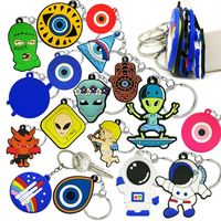 Porte-clés en caoutchouc 2D de dessin animé OEM pour grossistes – Collection Alien, Skater, Astronaute, Mystique, Evil Eye – Service d'échantillonnage rapide