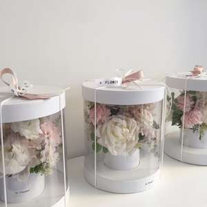 Una scatola di fiori regalo trasparente per la festa della mamma di san valentino in PVC 2024 - Product Image 4