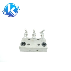 TOUT NEUF <span class=keywords><strong>WHITEY</strong></span> SS-MC3LNBF8-FL MANIFOLD D'INSTRUMENTATION 6000 PSI LOC # W305 - Product Image 1