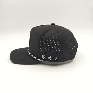 Casquette de golf solide à 5 panneaux, imperméable, avec logo en silicone personnalisé, faible MOQ, OEM, patch en caoutchouc 3D perforé au laser, surface hydrophobe - Product Image 5