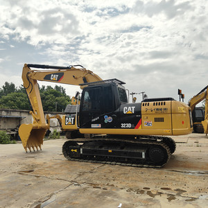 รถขุดตีนตะขาบ Caterpillar รุ่น 323D2Ld มือสอง น้ำหนัก 23 ตัน ผลิตในญี่ปุ่น พร้อมเครื่องยนต์และ PLC กำลัง 118 กิโลวัตต์ ความจุบุ้งกี๋ 1.19 ลูกบาศก์เมตร - Product Image 6