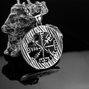 Stainless Steel Viking <b>Compass</b> Pendant Necklace Men's Fashion Jewelry Geometric Design Gift for Clothing Matching - Product Image 3