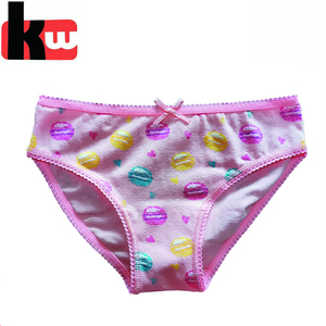 かわいい女の子の下着 - ソフトで快適な子供用パンティー - Product Image 1