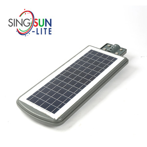 Lampe <span class=keywords><strong>solaire</strong></span> à capteur 100w LED, lampadaire <span class=keywords><strong>solaire</strong></span> 200w, éclairage extérieur IP66, lampadaire <span class=keywords><strong>solaire</strong></span> 300w, projecteur de jardin - Product Image 2