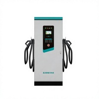 Station de recharge rapide DC CCS2 au sol, entrée 380V, sortie réglable 60/160KW, chargeur EV intelligent pour parkings publics et flottes