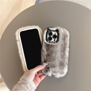 Sang Trọng Faux Fur Trường Hợp Điện Thoại Với Mèo Hình Máy Ảnh Khung Thời Trang Mùa Đông Ấm Áp Chống Sốc Bìa Cho <span class=keywords><strong>Iphone</strong></span> 16 15 14 13 12 Pro Max - Product Image 6