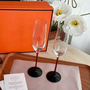 Juego de 2 Copas de Champán con Tallo Rojo y Base Negra, Copas de Cristal, Juego de Regalo para Bodas y Celebraciones - Product Image 4