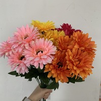 Buket Bunga Gerbera Daisy Sutra Buatan 7 Tangkai, Laris Manis, Buatan Tangan, Bunga Simulasi untuk Pernikahan, Thanksgiving, Hari Valentine, Dekorasi Meja